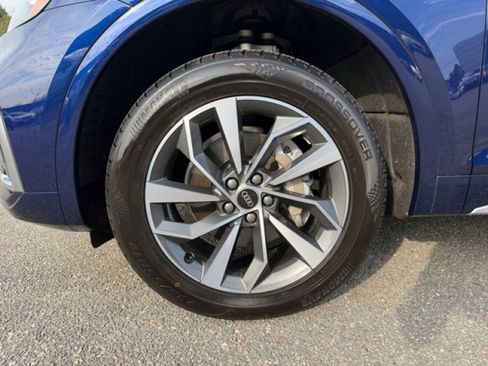 Used 2022 Audi Q5 2.0T Premium Plus w/ Premium Plus Package image 9