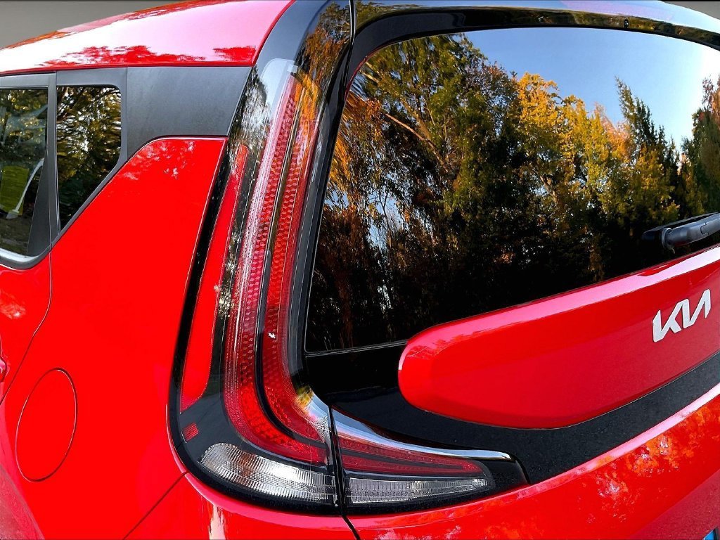 Used 2023 Kia Soul LX FWD image 31