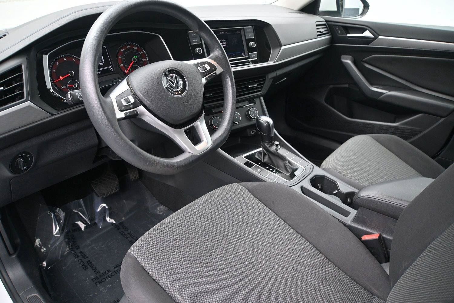 Used 2019 Volkswagen Jetta S w/ Driver Assistance Package FWD image 2
