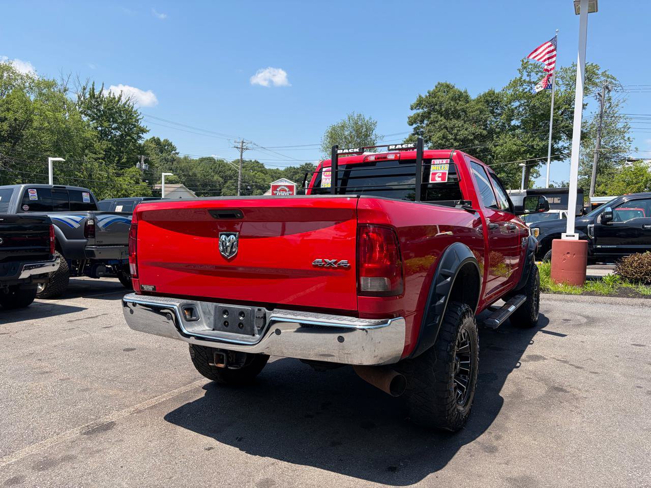 Used 2016 RAM 2500 Tradesman w/ Chrome Appearance Group AWD/4WD image 8