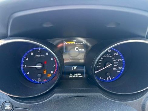 Used 2017 Subaru Outback 2.5i Limited AWD/4WD image 8
