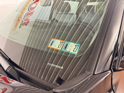 Used 2023 Toyota Tundra Limited image 11