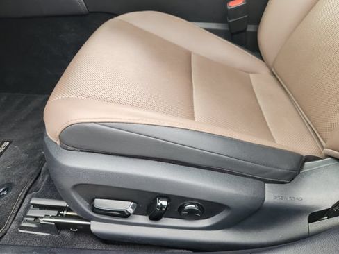 Used 2022 Lexus ES 350 w/ Accessory Package 2 FWD image 21