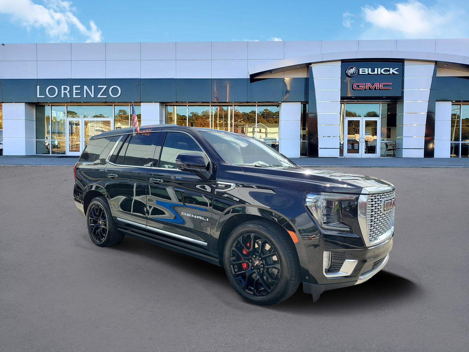 Used 2023 GMC Yukon Denali w/ Denali Reserve Package AWD/4WD image 3