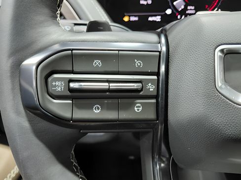 Used 2026 GMC Yukon XL Denali Ultimate w/ LPO, Get Active Package AWD/4WD image 43