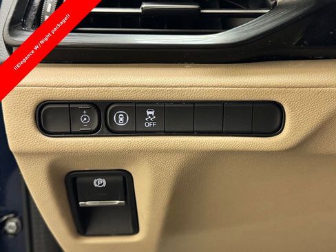 Used 2023 Acura MDX SH-AWD image 17