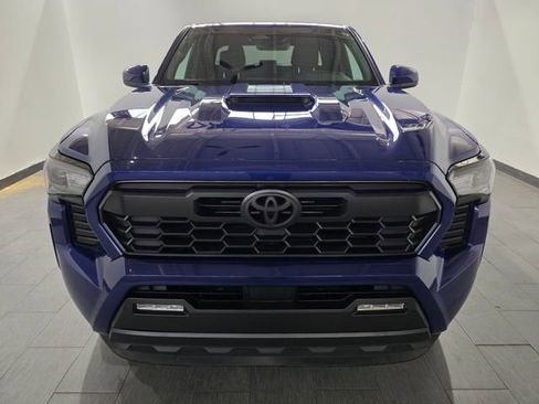 Used 2024 Toyota Tacoma TRD Sport image 8