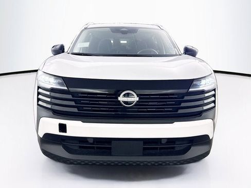 New 2026 Nissan Kicks SV image 2