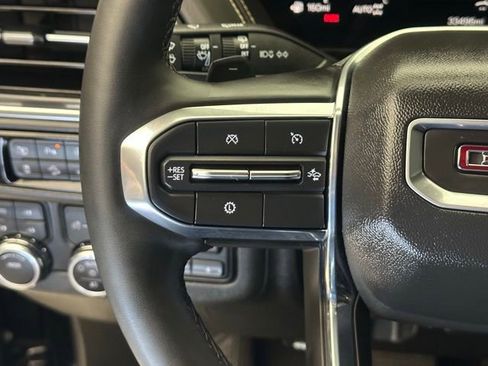 Used 2025 GMC Yukon XL Elevation w/ Elevation Premium Package AWD/4WD image 24