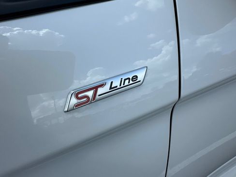 Certified 2024 Ford Edge ST-Line AWD/4WD image 6