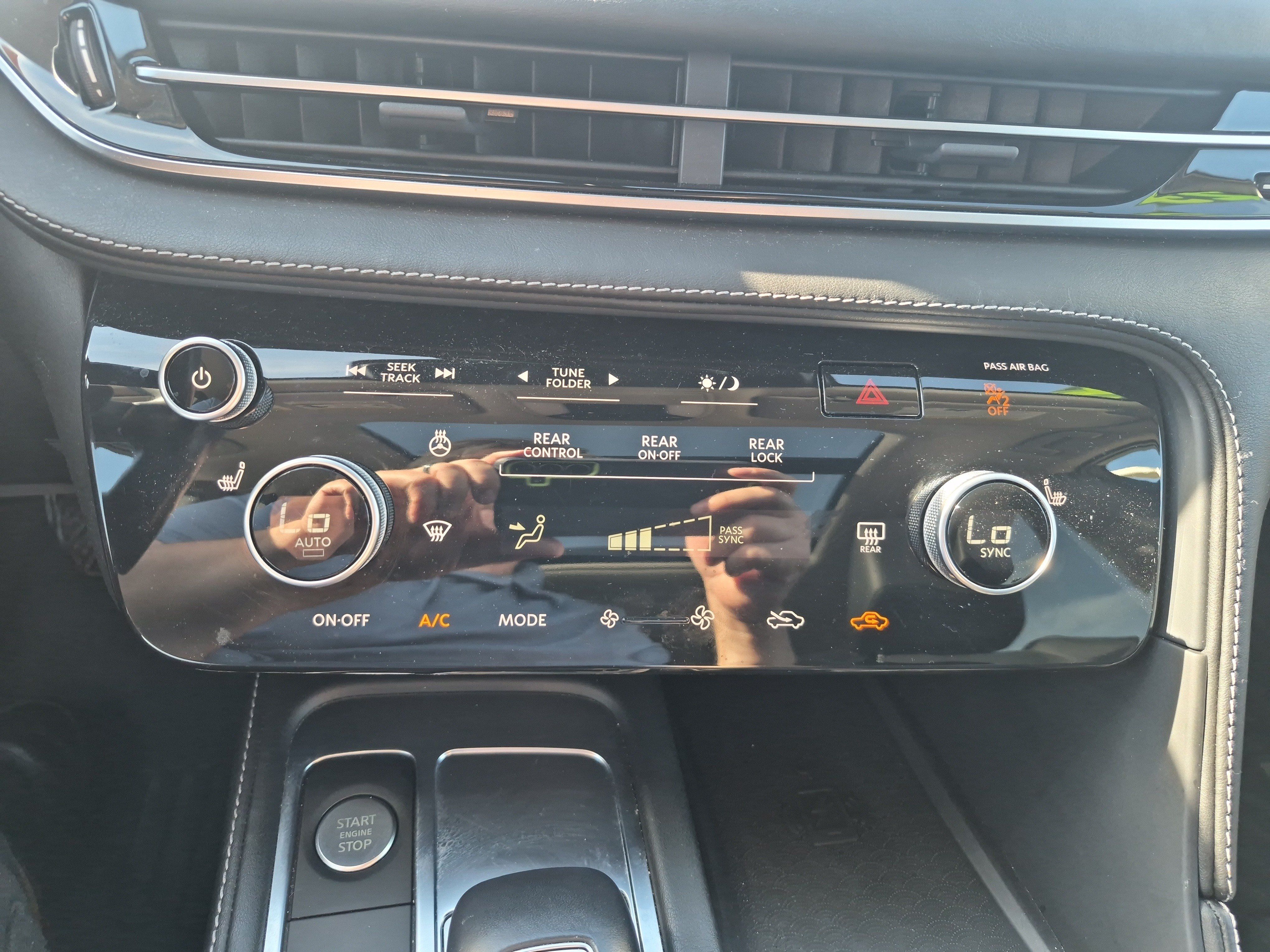Used 2023 INFINITI QX60 Luxe AWD/4WD image 21