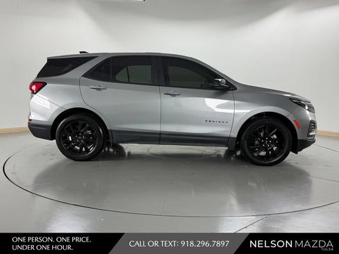 Used 2024 Chevrolet Equinox LS w/ LS Convenience Package FWD image 5