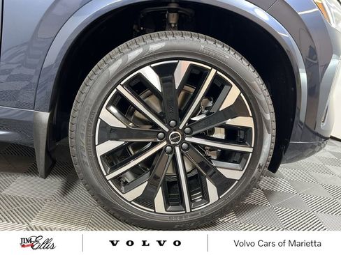 New 2026 Volvo XC90 B5 Core w/ Protection Package image 19