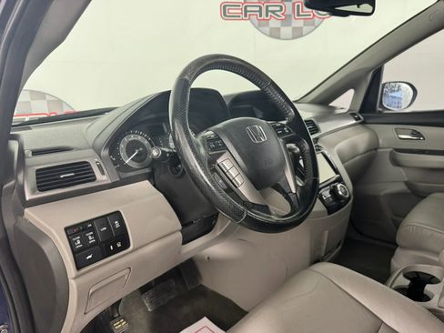Used 2015 Honda Odyssey EX-L image 10