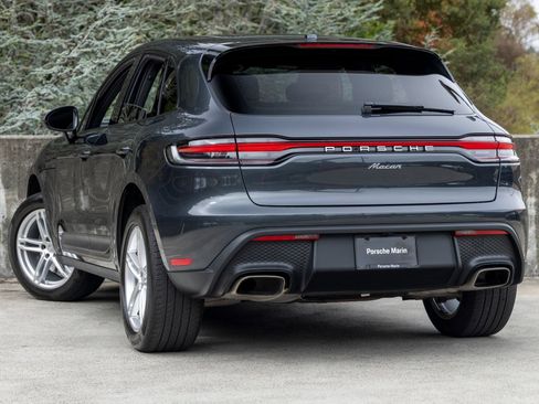 Certified 2023 Porsche Macan AWD/4WD image 3