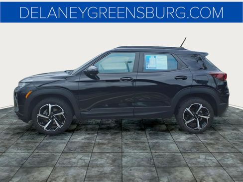 Used 2023 Chevrolet TrailBlazer RS w/ Sun and Liftgate Package image 6