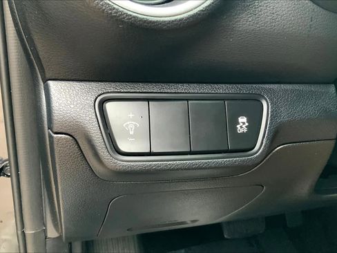 Certified 2023 Kia Forte LXS image 32