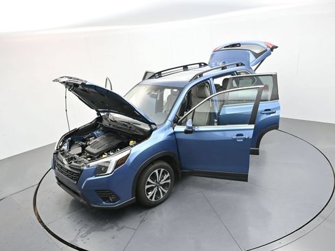 Used 2023 Subaru Forester Limited AWD/4WD image 44