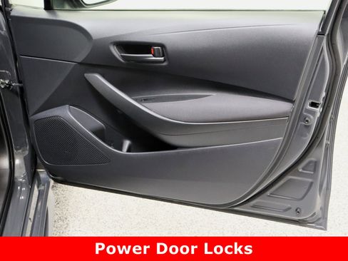Used 2024 Toyota Corolla LE image 31