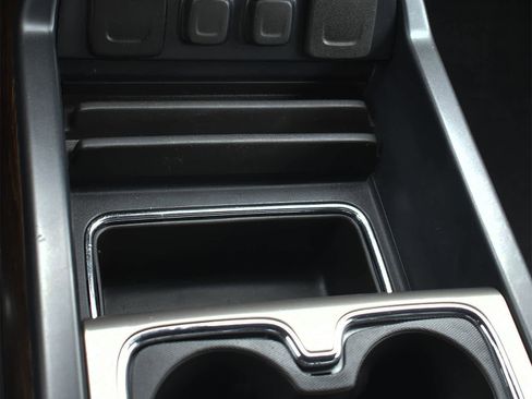 Used 2019 GMC Sierra 2500 Denali w/ Duramax Plus Package image 10