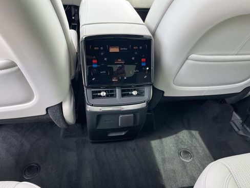 New 2026 Cadillac Vistiq Luxury AWD/4WD image 17