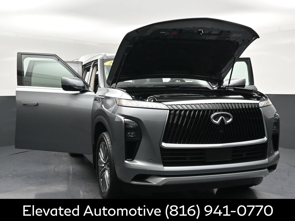 Certified 2026 INFINITI QX80 Luxe w/ Cargo Package AWD/4WD image 40