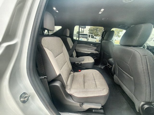 Used 2026 Chevrolet Traverse LT w/ Driver Confidence Package FWD image 26