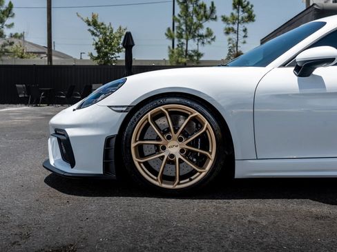 Used 2022 Porsche 718 Cayman GT4 RWD image 11
