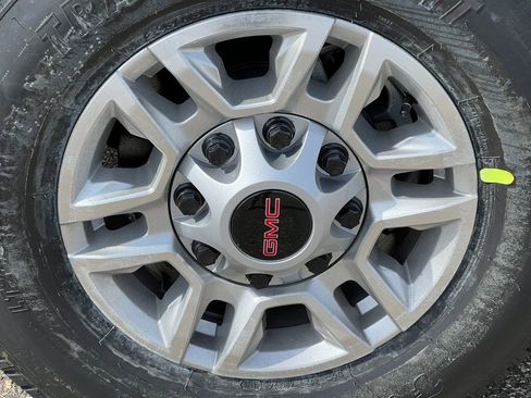 New 2026 GMC Sierra 2500 SLE w/ SLE Value Package; image 6