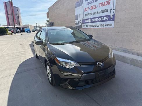 Used 2015 Toyota Corolla LE FWD image 11