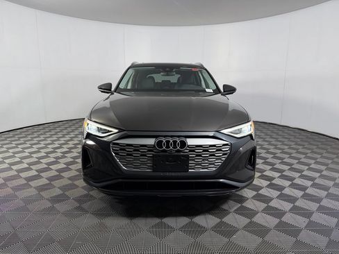 Used 2024 Audi Q8 e-tron Premium Plus w/ Premium Plus Package AWD/4WD image 4