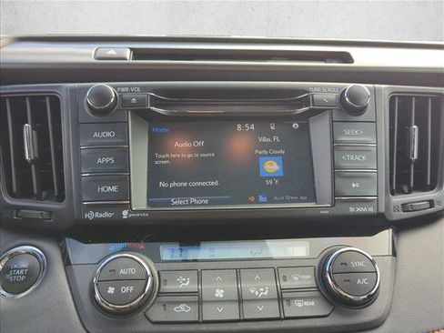 Used 2016 Toyota RAV4 SE image 15