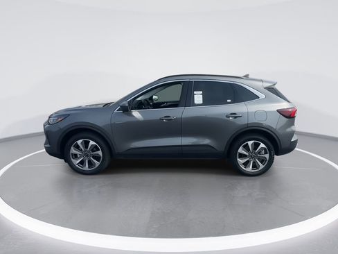 Used 2025 Ford Escape Platinum image 5