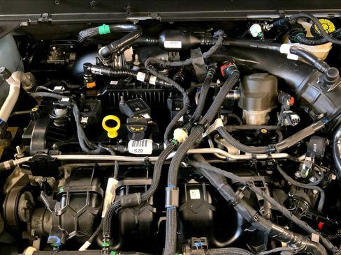 Used 2023 Ford Bronco Sport Badlands image 30