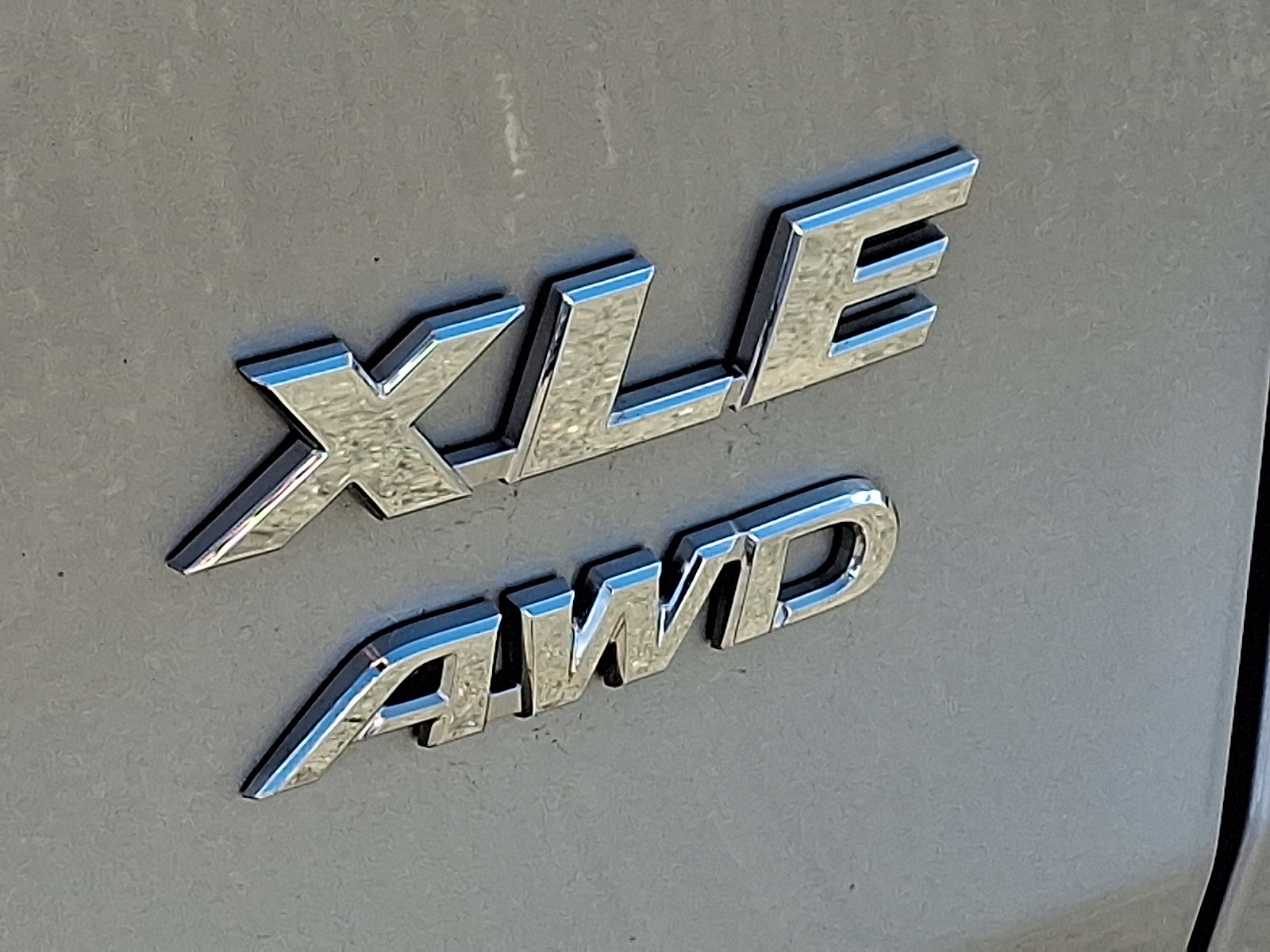 Used 2024 Toyota RAV4 XLE Premium w/ Weather Package AWD/4WD image 33