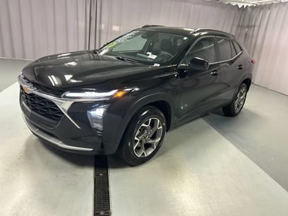 Used 2025 Chevrolet Trax LT