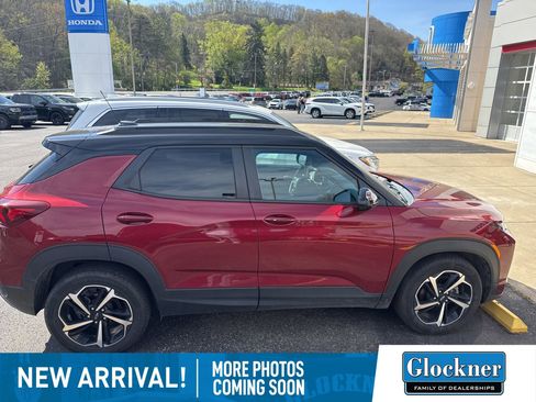 Used 2022 Chevrolet TrailBlazer RS w/ Technology Package image 4