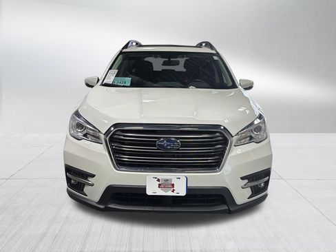 Certified 2022 Subaru Ascent Limited w/ Technology Package AWD/4WD image 2