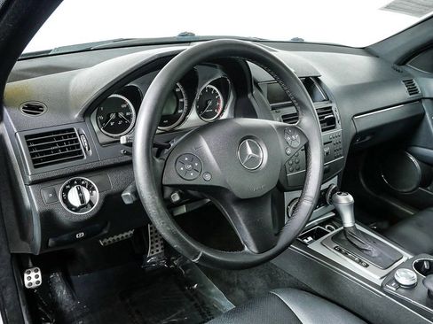 Used 2011 Mercedes-Benz C 300 Sedan image 4