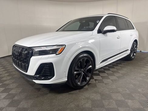 Used 2025 Audi Q7 3.0T Prestige AWD/4WD image 8