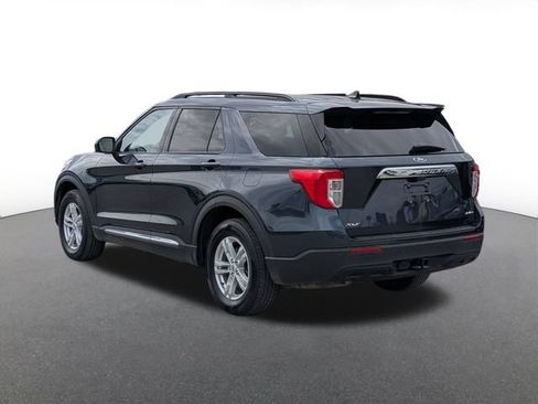 Certified 2023 Ford Explorer XLT w/ Class IV Trailer Tow Package AWD/4WD image 4
