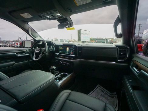 Used 2024 GMC Sierra 1500 SLT w/ SLT Premium Plus Package image 16