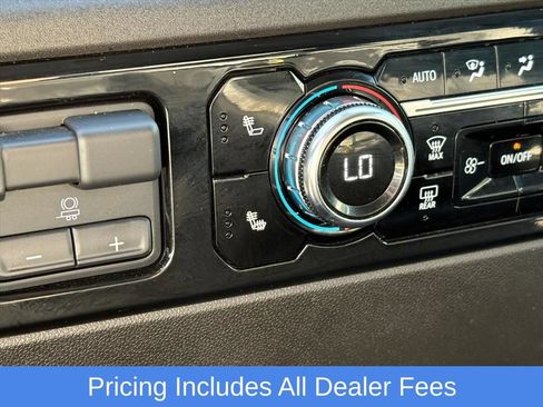 Used 2025 GMC Sierra 1500 SLT AWD/4WD image 15