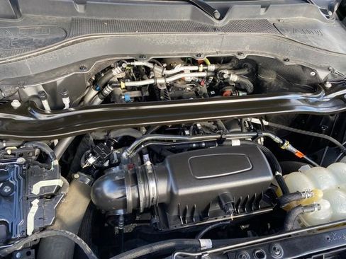 Used 2022 Ford Explorer Limited image 23