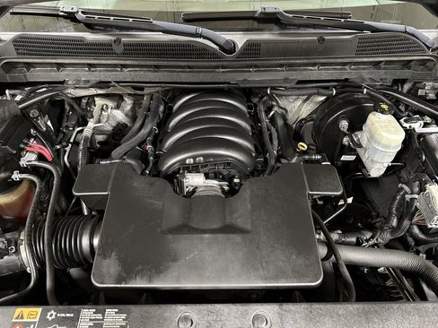 Used 2016 Chevrolet Silverado 1500 High Country image 26