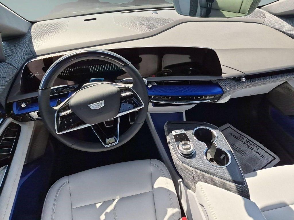 Certified 2026 Cadillac Optiq Sport 1 RWD image 25