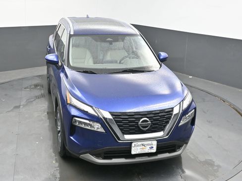 Used 2021 Nissan Rogue SV w/ Premium Package image 25