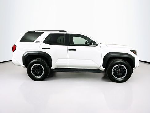 Used 2025 Toyota 4Runner TRD Off-Road image 10