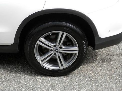 Used 2022 Mercedes-Benz GLC 300 4MATIC image 12