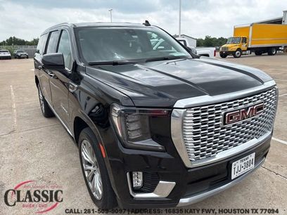 Used 2022 GMC Yukon XL Denali w/ Denali Premium Package
